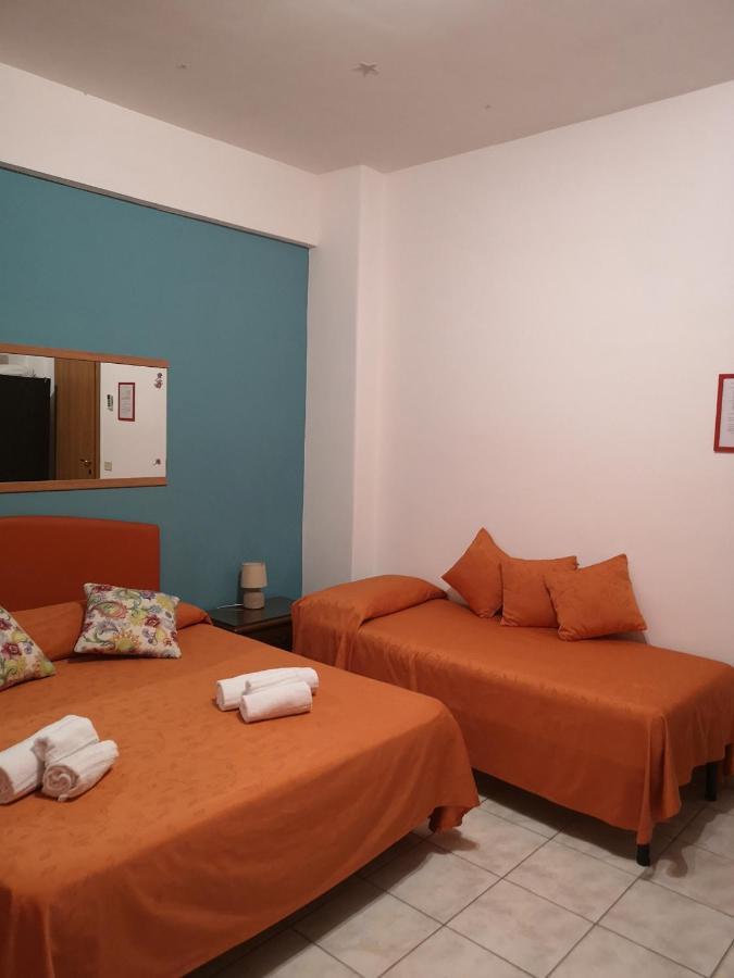 B&B Casa Valeria Catania Bagian luar foto